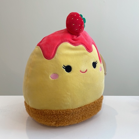 ⚡️NWT 8” Niala the Strawberry Cheesecake Squishmallow- Select Series - Picture 3 of 6